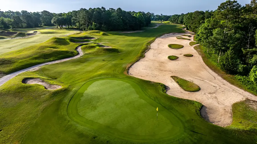 Barefoot Resort – Dye Course golf course