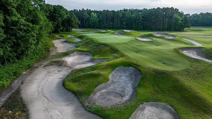 Barefoot Resort – Dye Course golf course