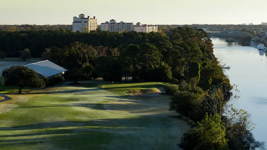 Barefoot Resort – Norman Course golf course