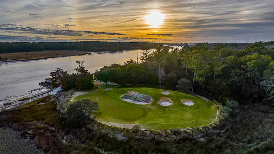 Glen Dornoch Waterway Golf Links golf course