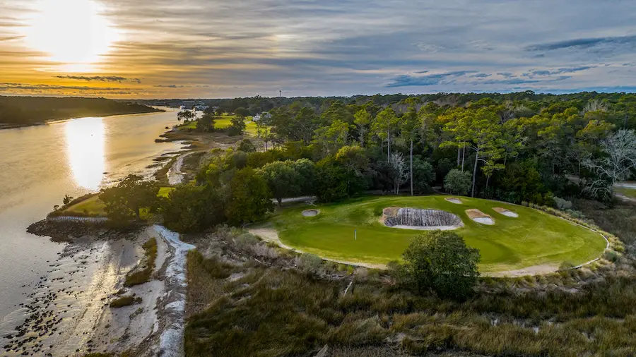 Glen Dornoch Waterway Golf Links golf course