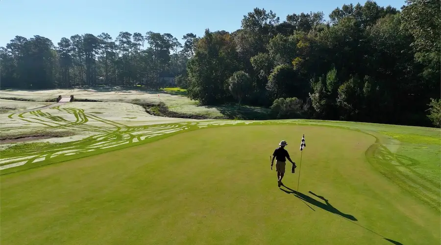 Lions Paw Golf Links golf course