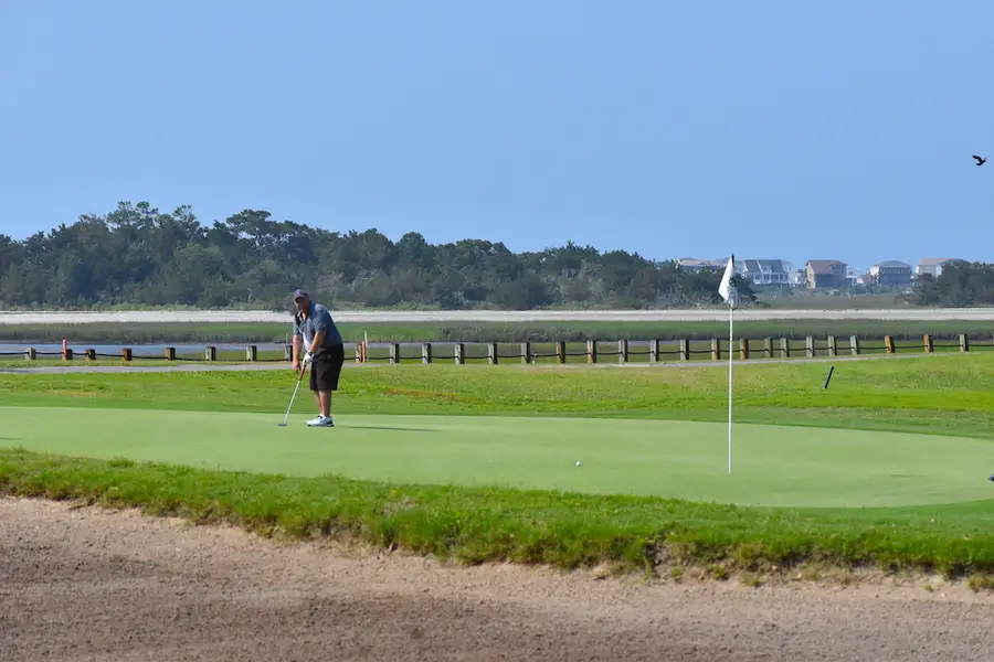 Lockwood Folly golf course