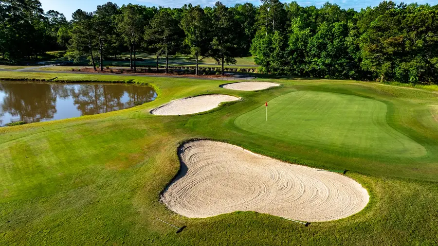 Meadowlands Golf Club golf course