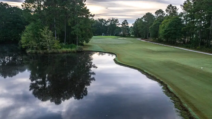 Shaftesbury Glen golf course