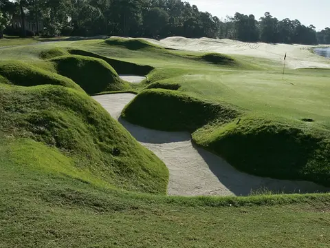 Myrtle Beach Golf Trail package with the mounded green and bunkers at Prestwick