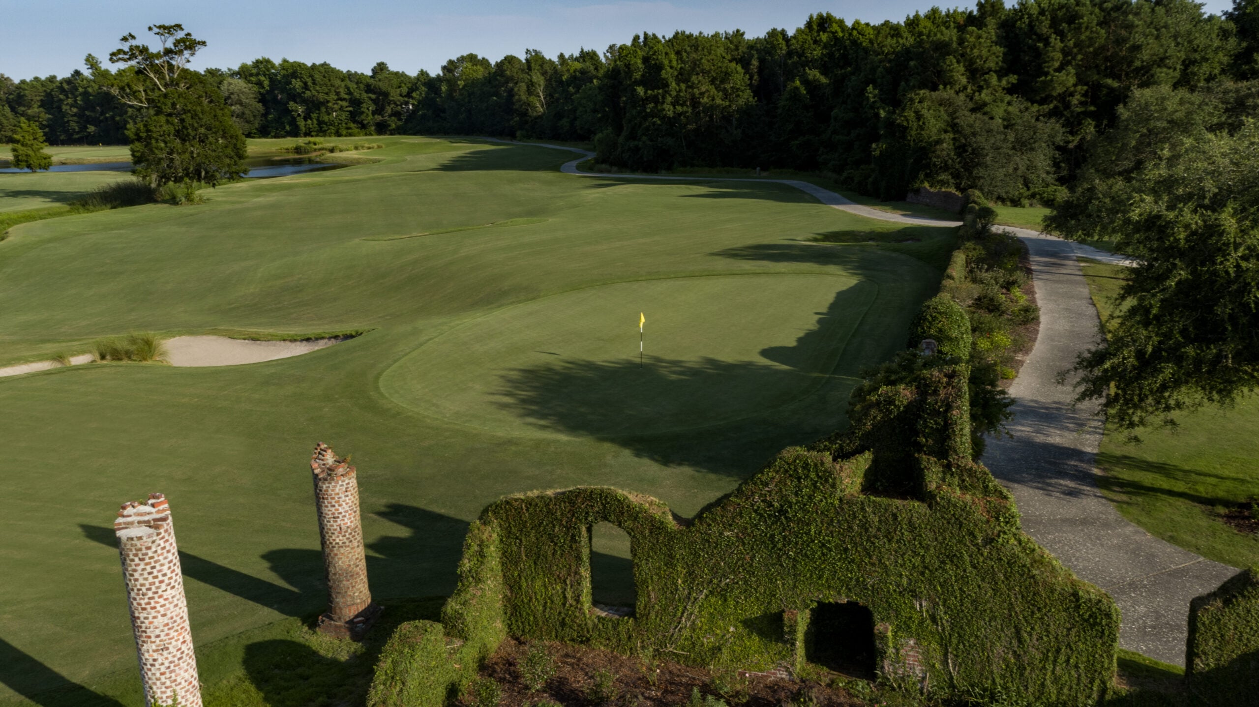Barefoot Love Course Hole 4